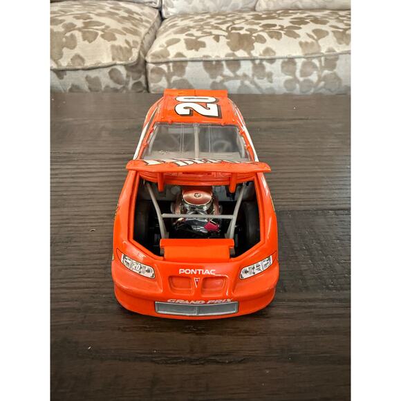 Tony Stewart #20 Home Depot 1999 Rookie 1/24 Die-Cast Car – Action AP - Picture 5 of 8